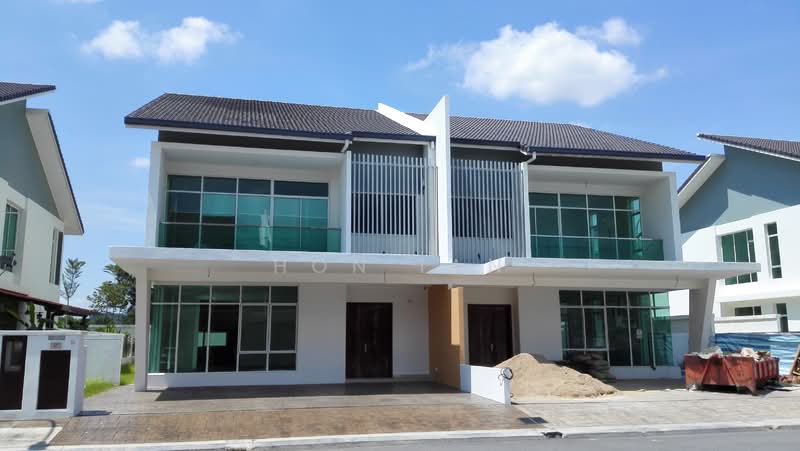 Semi-Detached House for Sale in Taman Damai Utama (Bandar Kinrara) - Hon Ian - PropertyGuru.com.my