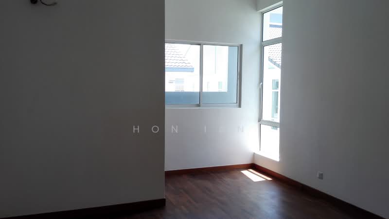 Semi-Detached House for Sale in Taman Damai Utama (Bandar Kinrara) - Hon Ian - PropertyGuru.com.my