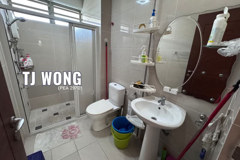 Terraced House for Sale in Golden Hill Garden (Kota Kinabalu) - TJ Wong - Bathroom 1 - PropertyGuru.com.my