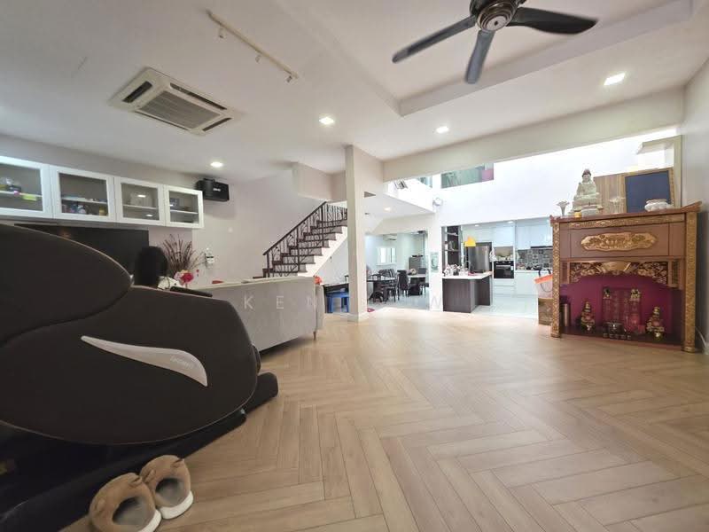 2-storey Terraced House for Sale in Taman Desa Aman (Cheras) - Ken Lew - Living Room - PropertyGuru.com.my