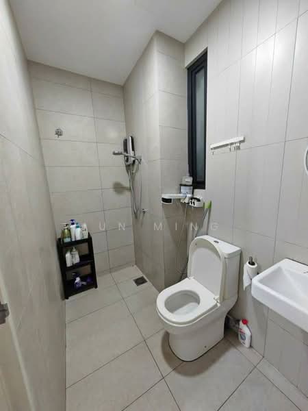 Condominium for Sale at Kenwingston Skylofts - Jun Ming - Bathroom - PropertyGuru.com.my