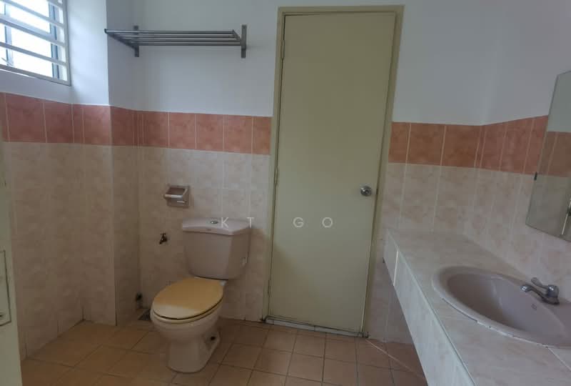 2-storey Terraced House for Sale in Bandar Bukit Puchong 2 (Puchong) - KT Go - Bathroom - PropertyGuru.com.my