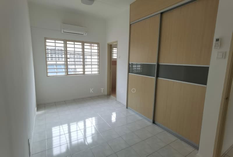 2-storey Terraced House for Sale in Bandar Bukit Puchong 2 (Puchong) - KT Go - Bedroom - PropertyGuru.com.my