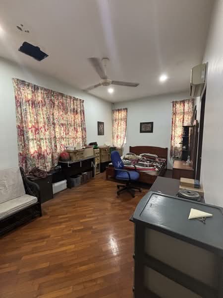 Bungalow for Sale in Gelugor (Penang) - Lim Ken - Bedroom - PropertyGuru.com.my