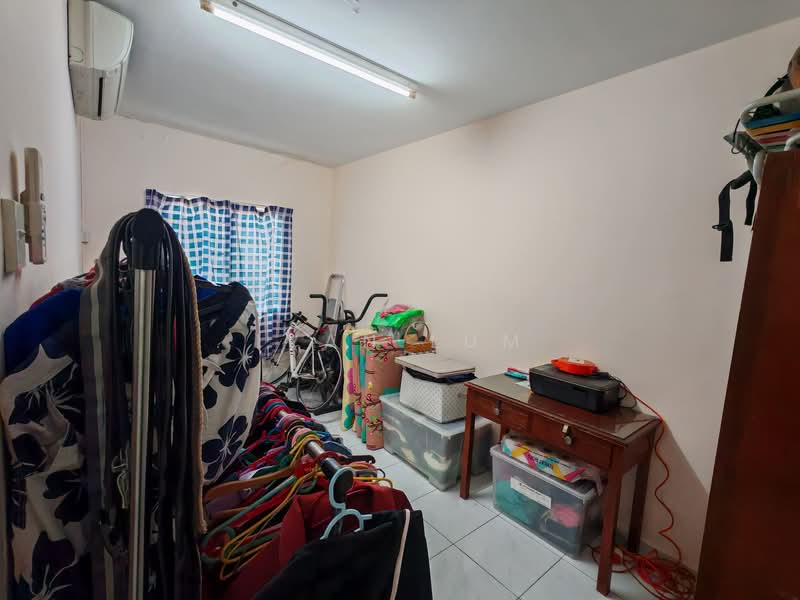 Kondominium untuk Dijual di Endah Regal Condominium - Ivan Lum - Interior - PropertyGuru.com.my
