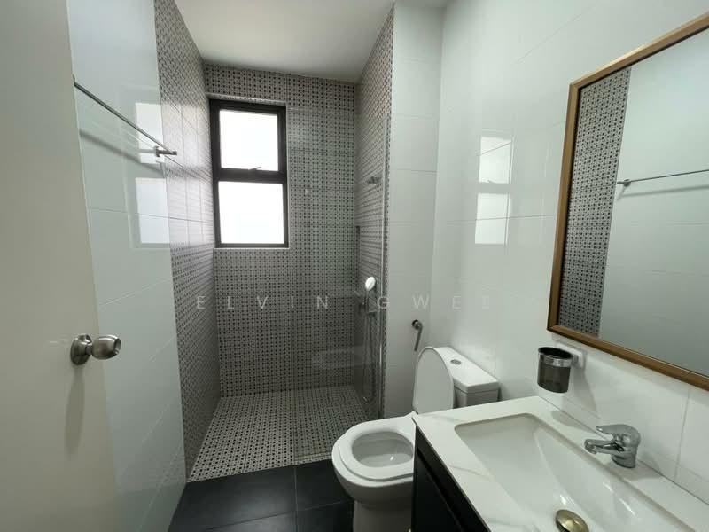 Semi-Detached House for Sale in Setia Alam (Selangor) - Elvin Gwee - Bathroom - PropertyGuru.com.my