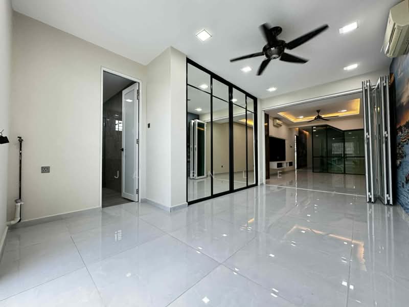 Rumah Berkembar untuk Dijual di Kajang (Selangor) - Jayden Lee - Living Room - PropertyGuru.com.my