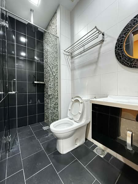 Rumah Berkembar untuk Dijual di Kajang (Selangor) - Jayden Lee - Bathroom - PropertyGuru.com.my
