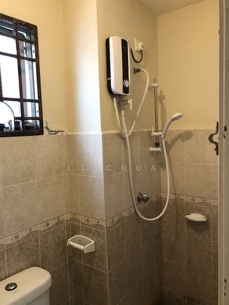 Condominium for Sale at Park View Tower - LS Chua - Bathroom - PropertyGuru.com.my
