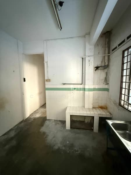 Kedai untuk Dijual di Mersing (Johor) - Carlos Ng - Kitchen - PropertyGuru.com.my