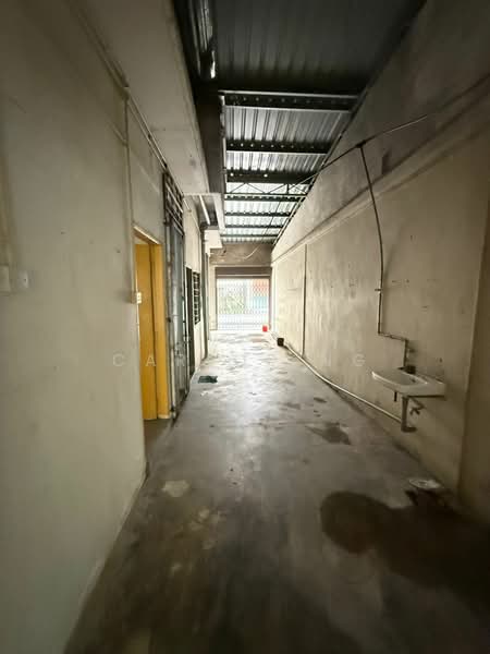 Kedai untuk Dijual di Mersing (Johor) - Carlos Ng - Corridor - PropertyGuru.com.my
