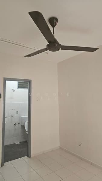 Apartment for Sale at Villa Krystal @ Bandar Selesa Jaya - Maggie Lee - Bathroom - PropertyGuru.com.my