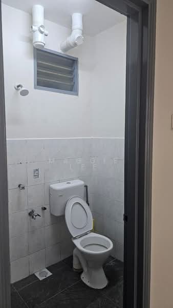 Apartment for Sale at Villa Krystal @ Bandar Selesa Jaya - Maggie Lee - Bathroom - PropertyGuru.com.my