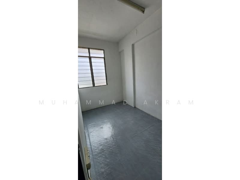 Flat for Sale at Desa Mentari PJS 2 - Muhammad Akram - Interior - PropertyGuru.com.my
