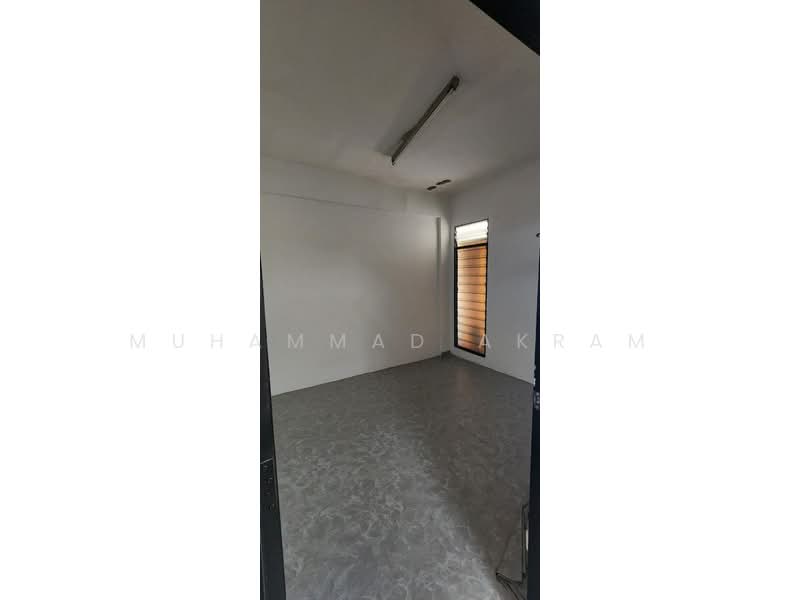 Flat for Sale at Desa Mentari PJS 2 - Muhammad Akram - Interior - PropertyGuru.com.my