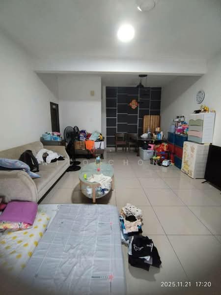 Rumah Teres 2 Tingkat untuk Dijual di Taman Bukit Tiram (Ulu Tiram) - Nico Chong - Living Room - PropertyGuru.com.my