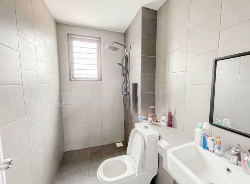 Rumah Berkembar untuk Dijual di Semenyih (Selangor) - Michelle Tan - Bathroom - PropertyGuru.com.my