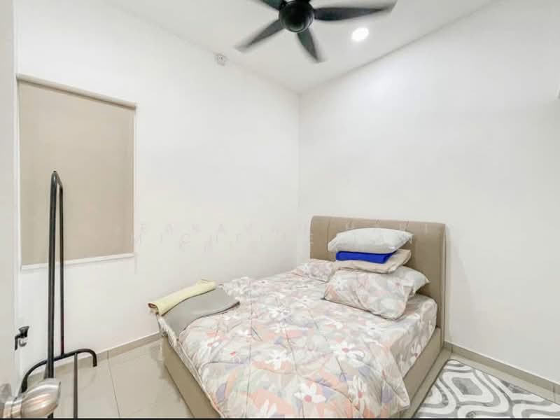 Rumah Berkembar untuk Dijual di Semenyih (Selangor) - Michelle Tan - Bedroom - PropertyGuru.com.my