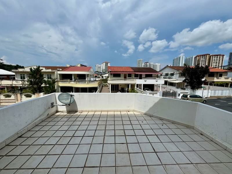 Semi-Detached House for Sale in Tanjung Tokong (Penang) - Ping Koay - Exterior - PropertyGuru.com.my
