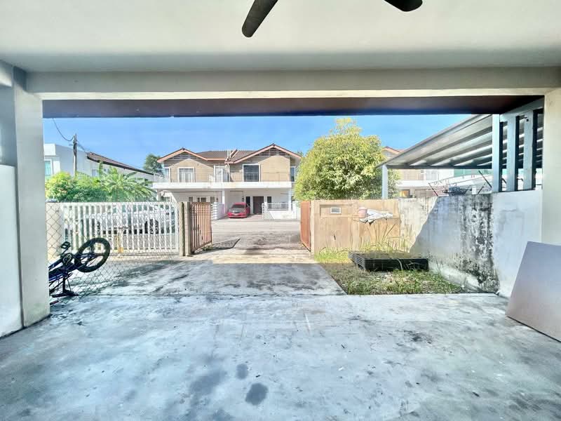 Rumah Teres 2 Tingkat untuk Dijual di Taman Desiran Bayu (Puchong) - Aliff Iqbal - PropertyGuru.com.my