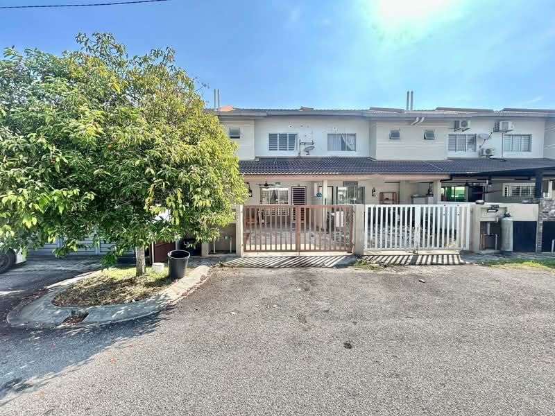 Rumah Teres 2 Tingkat untuk Dijual di Taman Desiran Bayu (Puchong) - Aliff Iqbal - PropertyGuru.com.my