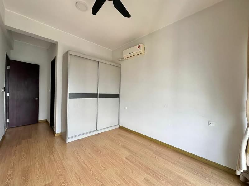 Condominium for Rent at Royal Strand @ Country Garden Danga Bay - Mavis Hew - Bedroom - PropertyGuru.com.my