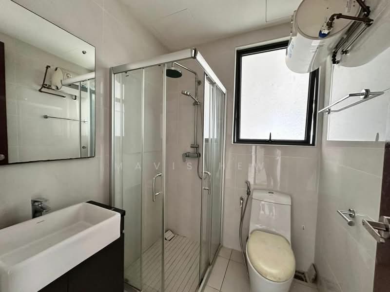 Condominium for Rent at Royal Strand @ Country Garden Danga Bay - Mavis Hew - Bathroom - PropertyGuru.com.my