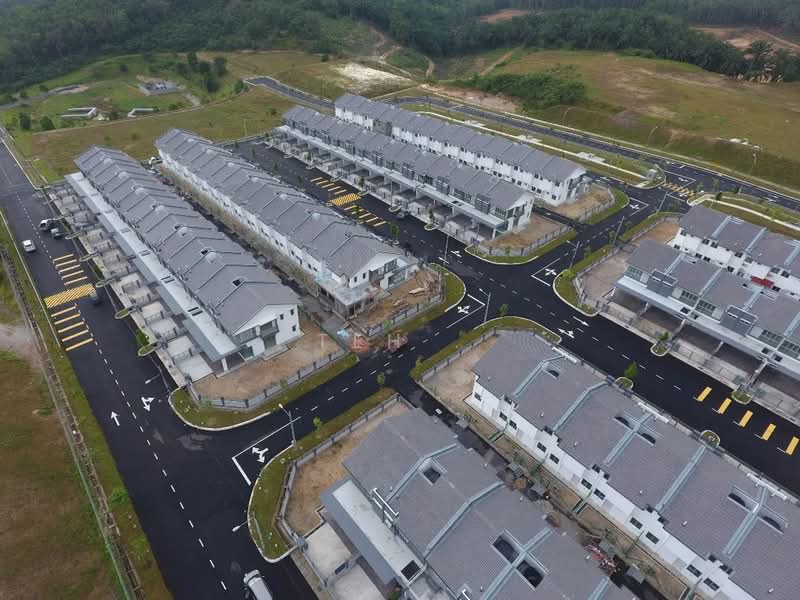 2-storey Terraced House for Sale in Hill Park (Semenyih) - Teh . - Exterior - PropertyGuru.com.my