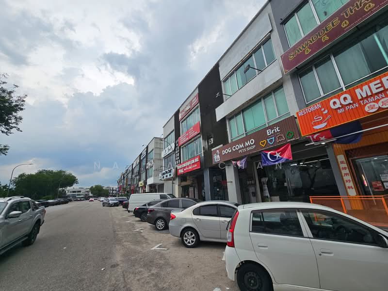 Shop / Office for Sale in Taman Gaya (Ulu Tiram) - Nathan Chan - Exterior - PropertyGuru.com.my