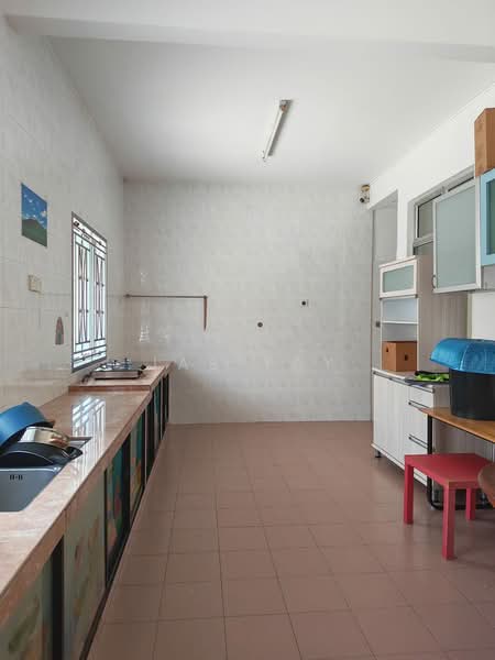 Rumah Teres 2 Tingkat untuk Disewa di Iskandar Puteri (Nusajaya) (Johor) - Jas Tay - Kitchen - PropertyGuru.com.my