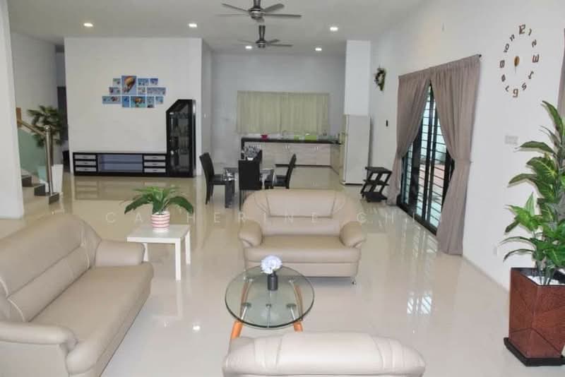 Bungalow for Sale in Ipoh (Perak) - Catherine Chin - Living Room - PropertyGuru.com.my