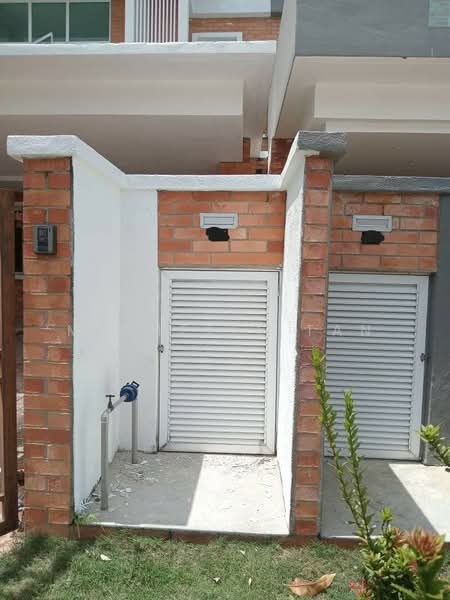 2-storey Terraced House for Sale in Kajang (Selangor) - Michelle Tan - Exterior - PropertyGuru.com.my