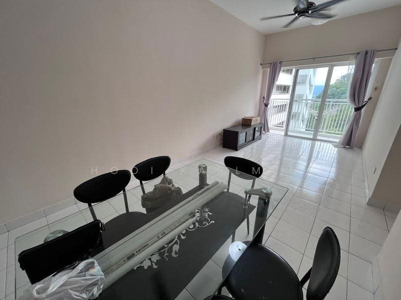 Condominium for Sale at Monte Bayu - Hooi Karlmen - Living Room - PropertyGuru.com.my