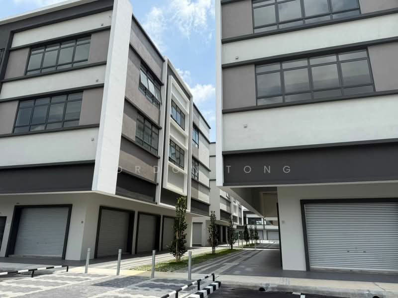 Shop for Rent in Bandar Tropicana Aman (Telok Panglima Garang) - Gordon Tong - Exterior - PropertyGuru.com.my