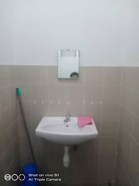 Kedai / Pejabat untuk Disewa di Taman Gaya (Ulu Tiram) - Seven Tay - PropertyGuru.com.my