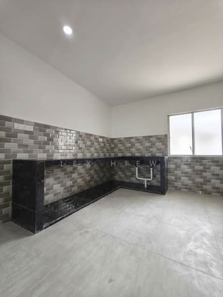 1-storey Terraced House for Sale in Taman Sri Skudai (Skudai) - Lex Hiew - Kitchen - PropertyGuru.com.my