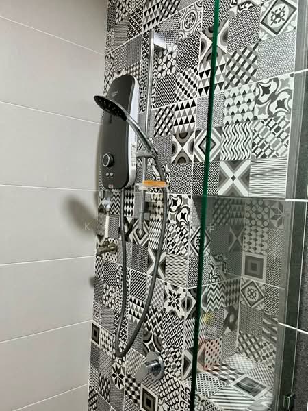 Servis Apartment untuk Disewa di Alinea Suites - Kent Lee - Bathroom - PropertyGuru.com.my