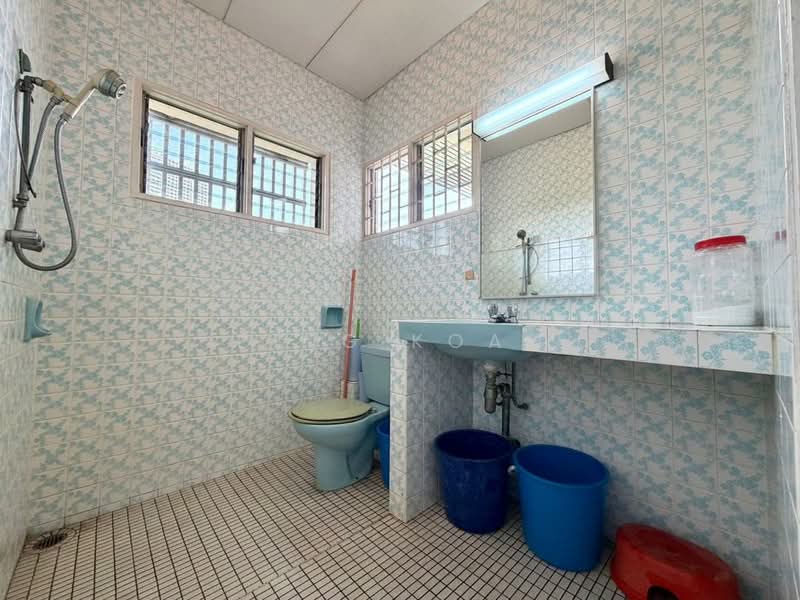 Rumah Banglo untuk Dijual di Tanjung Tokong (Penang) - Ping Koay - Bathroom - PropertyGuru.com.my