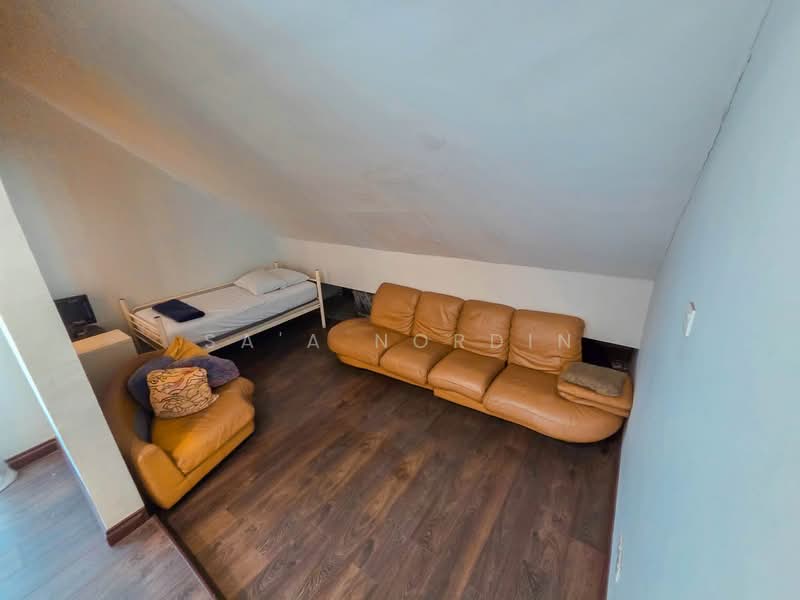 Rumah Banglo untuk Dijual di SS7 (Petaling Jaya) - Sa'a Nordin - Living Room - PropertyGuru.com.my