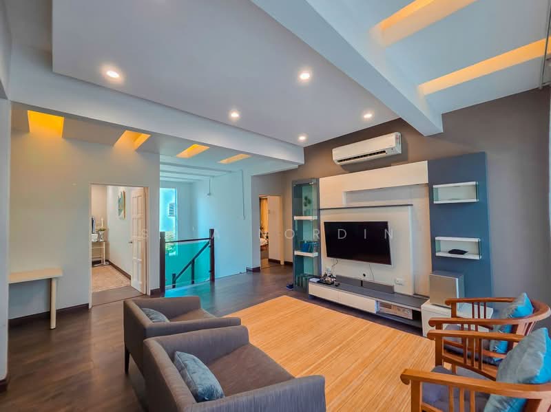 Rumah Banglo untuk Dijual di SS7 (Petaling Jaya) - Sa'a Nordin - Living Room - PropertyGuru.com.my