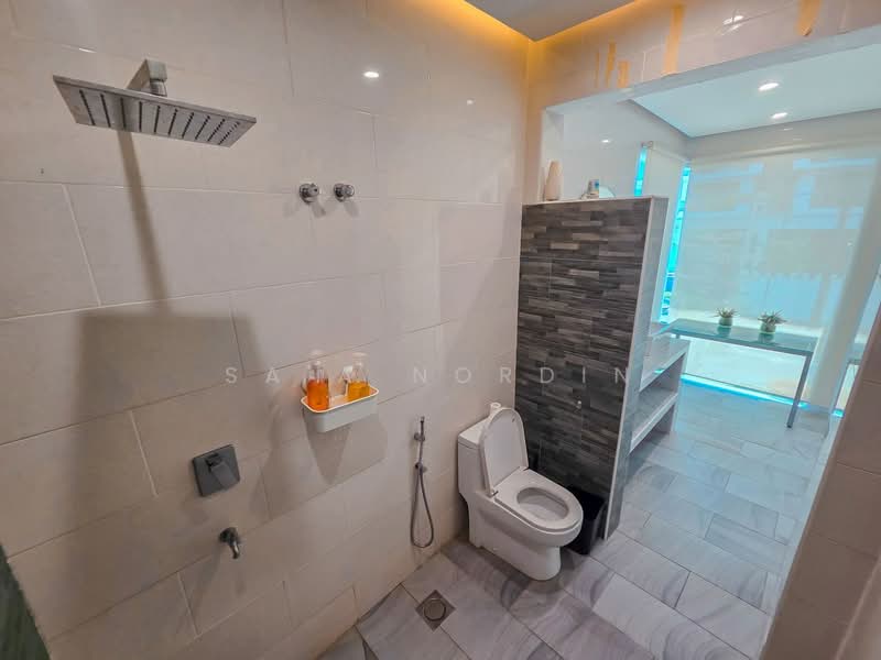 Rumah Banglo untuk Dijual di SS7 (Petaling Jaya) - Sa'a Nordin - Bathroom - PropertyGuru.com.my