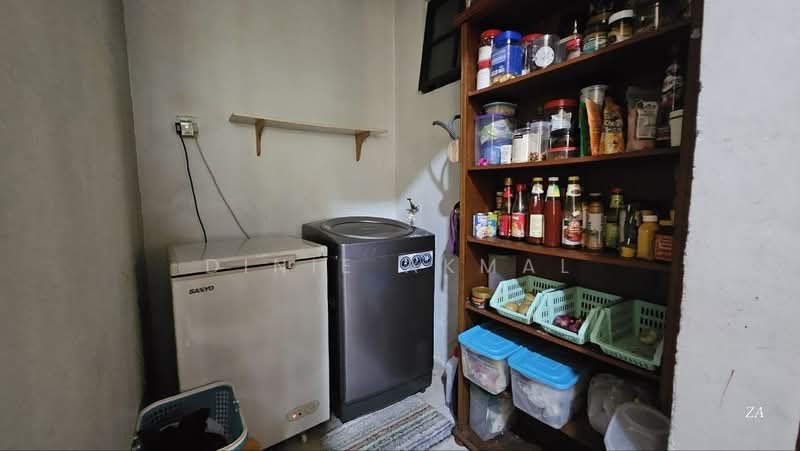 Semi-Detached House for Sale in Shah Alam (Selangor) - Dinie Akmal - Interior - PropertyGuru.com.my