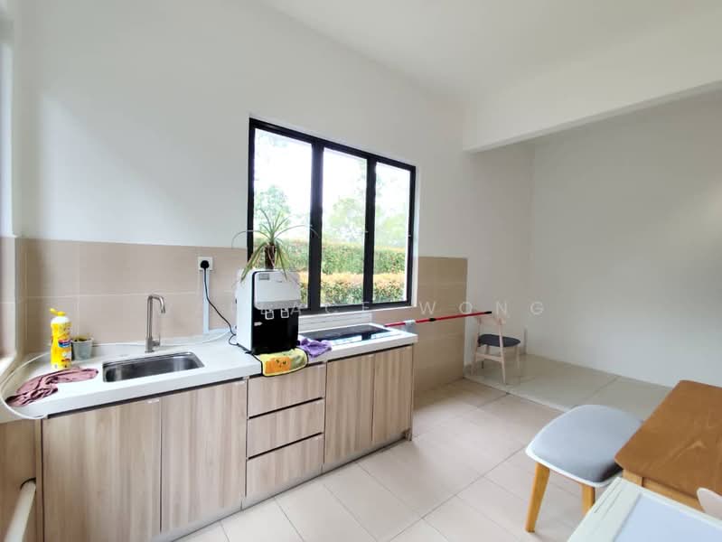 2-storey Terraced House for Rent in Diamond City (Semenyih) - Wallace Wong - Kitchen - PropertyGuru.com.my