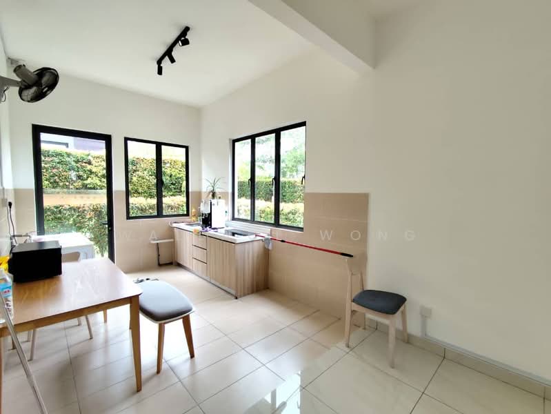 2-storey Terraced House for Rent in Diamond City (Semenyih) - Wallace Wong - Kitchen - PropertyGuru.com.my