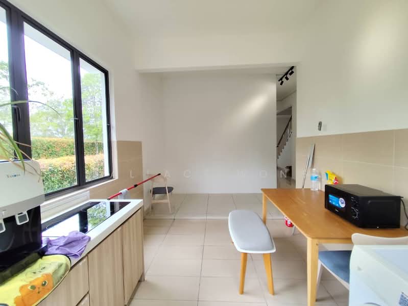 2-storey Terraced House for Rent in Diamond City (Semenyih) - Wallace Wong - Kitchen - PropertyGuru.com.my
