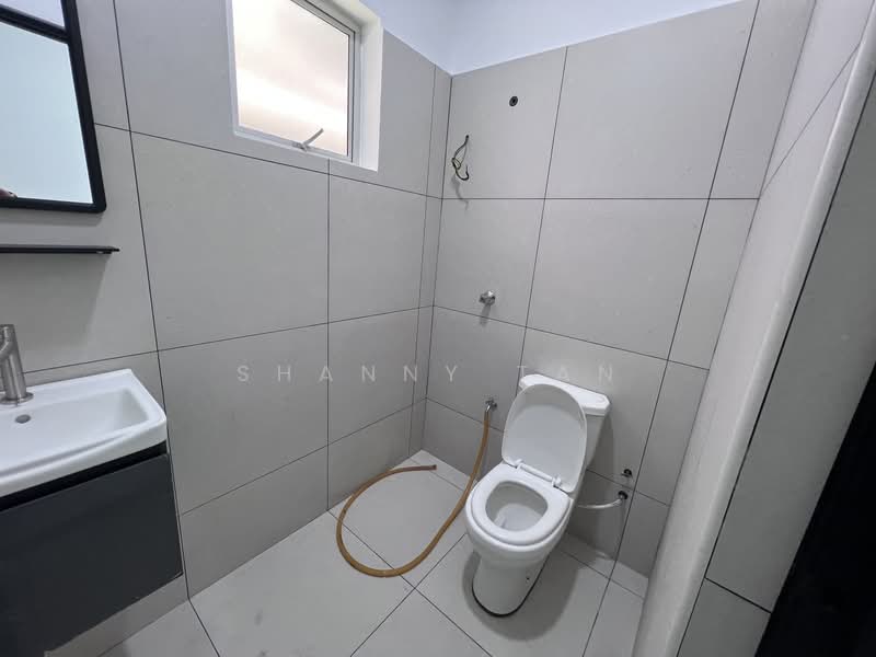 Rumah Teres untuk Dijual di Bandar Sungai Long (Selangor) - Shanny Tan - Bathroom - PropertyGuru.com.my