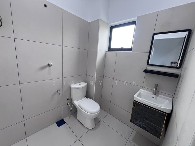Rumah Teres untuk Dijual di Bandar Sungai Long (Selangor) - Shanny Tan - Bathroom - PropertyGuru.com.my