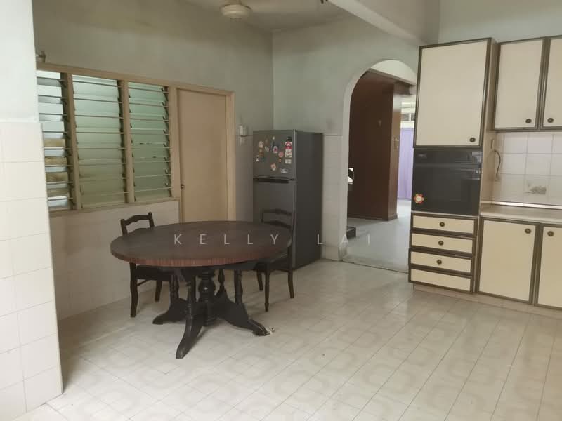 Rumah Teres 2 Tingkat untuk Dijual di Kepong Baru (Kepong) - Kelly Lai - Kitchen - PropertyGuru.com.my