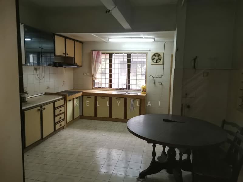 Rumah Teres 2 Tingkat untuk Dijual di Kepong Baru (Kepong) - Kelly Lai - Kitchen - PropertyGuru.com.my