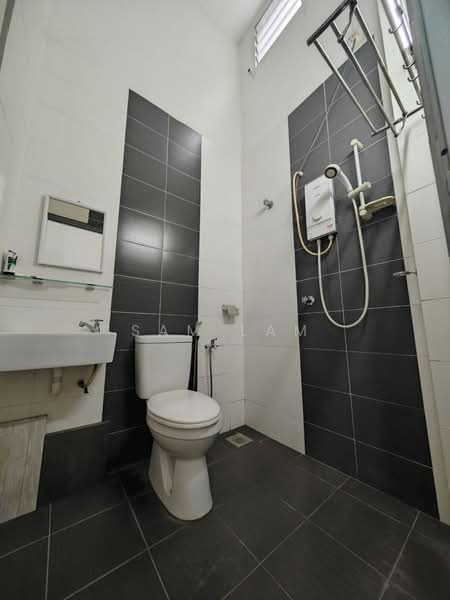 1-storey Terraced House for Sale in Tambun (Perak) - Sam Lam - Bathroom - PropertyGuru.com.my